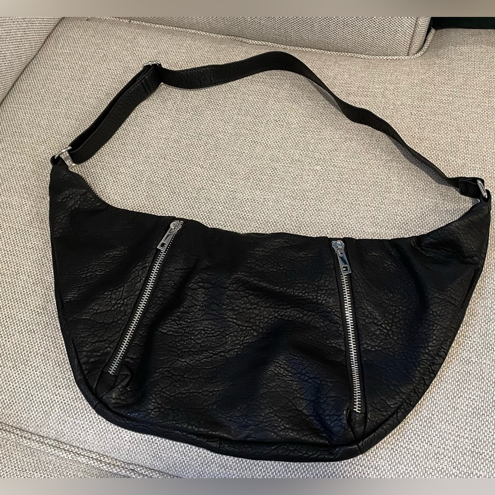 TOPSHOP Black Bumbag - Picture 1 of 4